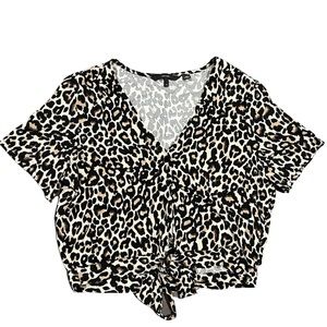 Vero Moda Leopard Cropped Tie Shirt- Medium